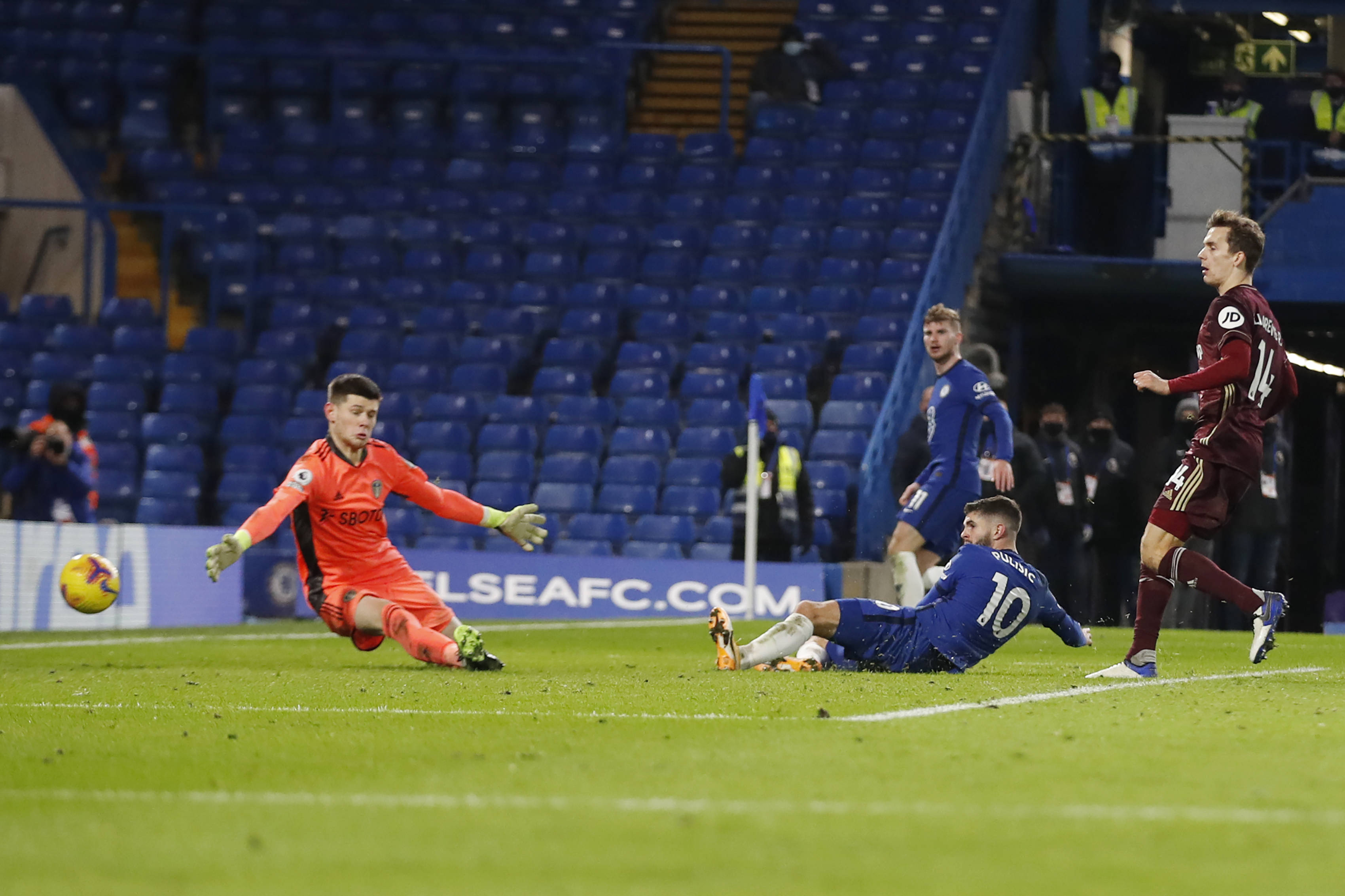 功奠定基础 功奠定基础