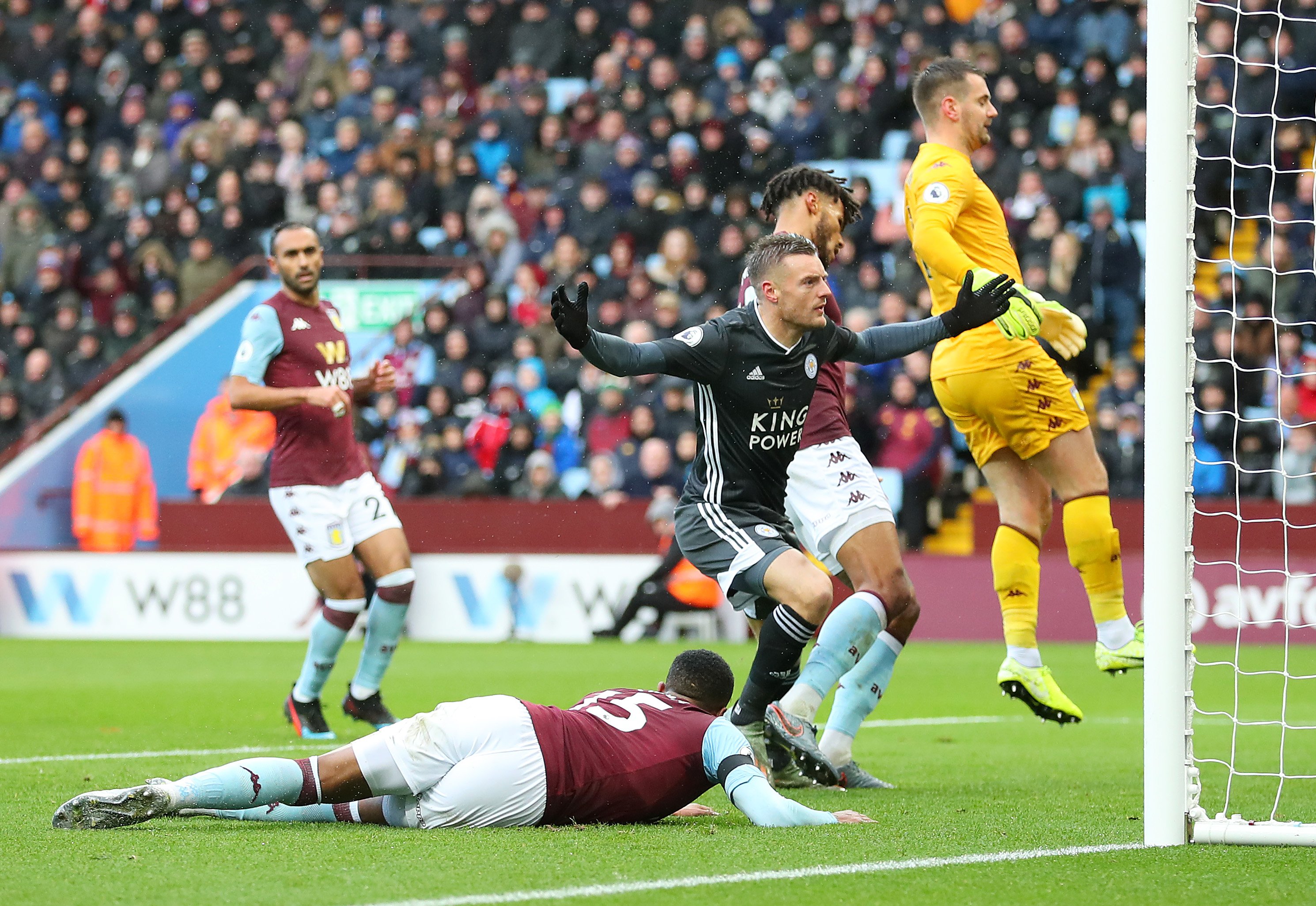 相较之下 相较之下